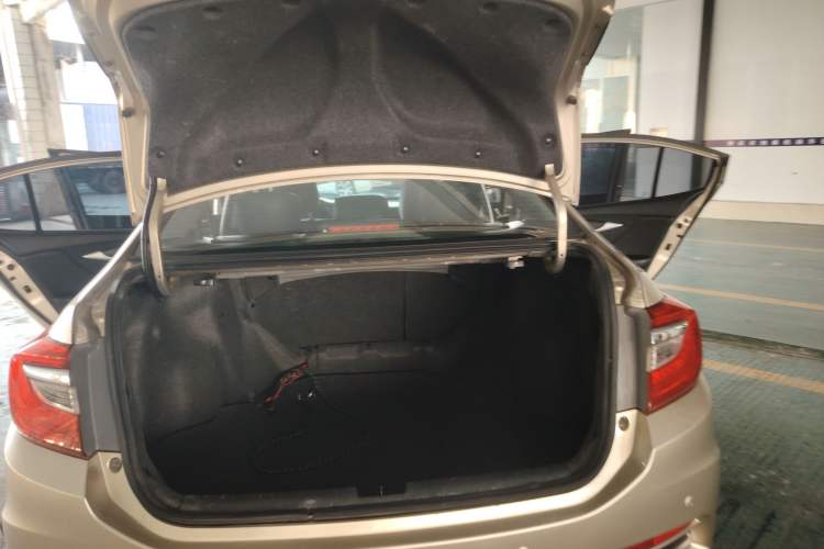 Used Honda Crider 2016 1.8L CVT Leading Edition Trunk