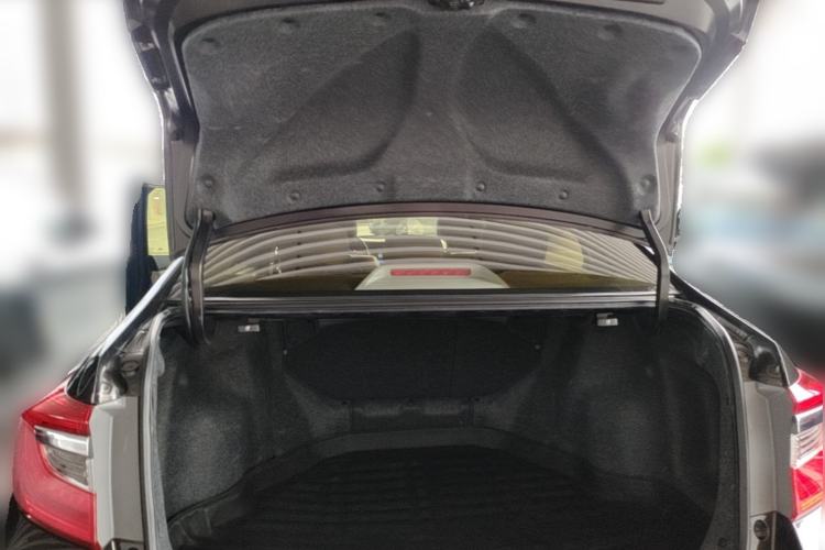Used Honda Crider 2016 1.8L CVT Comfort Version Trunk