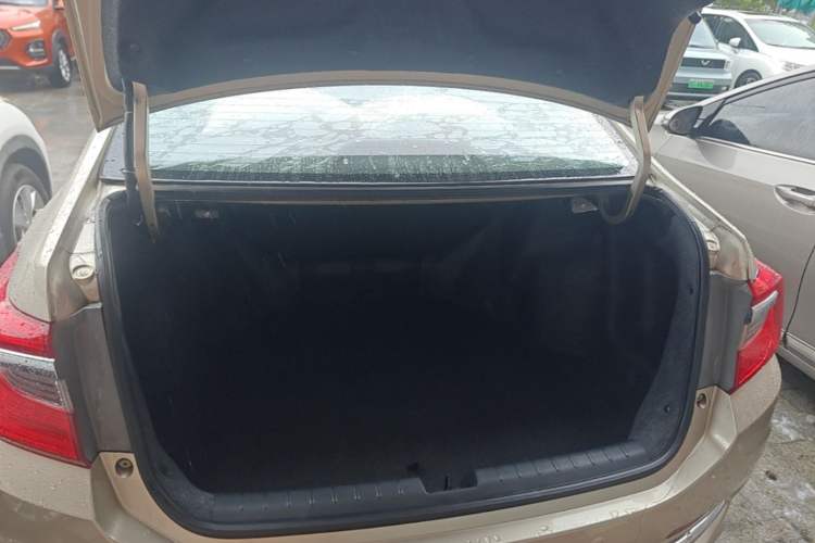 Used Honda Crider 2016 1.8L CVT Luxury Edition Trunk