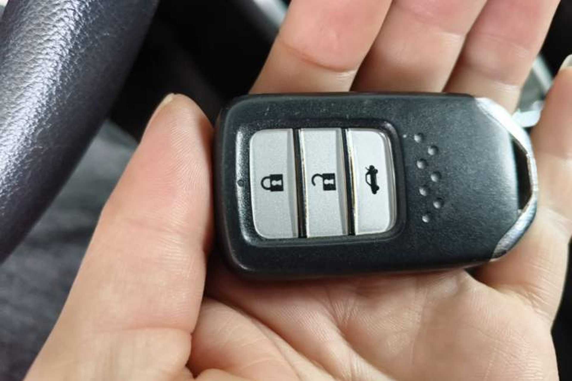 Used Honda Crider 2016 1.8L CVT Luxury Edition Vehicle Key