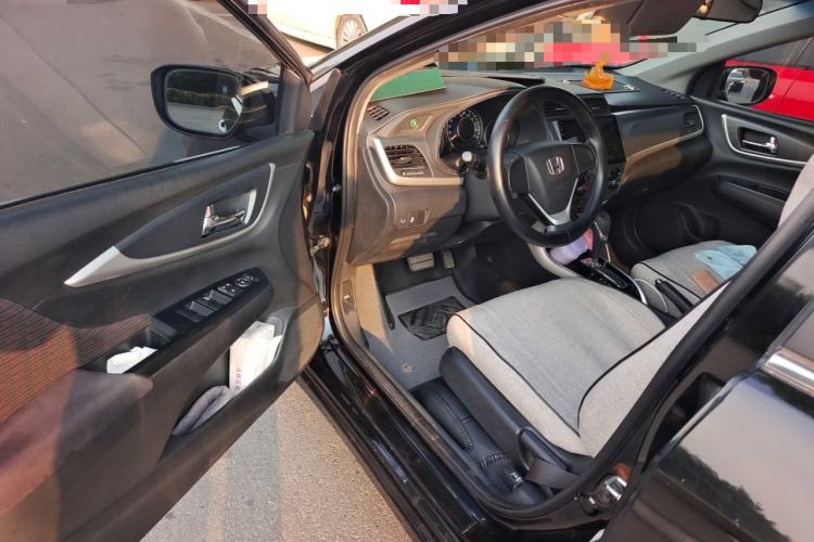 Used Honda Crider 2017 1.8L CVT Comfort Special Edition Driver Seat