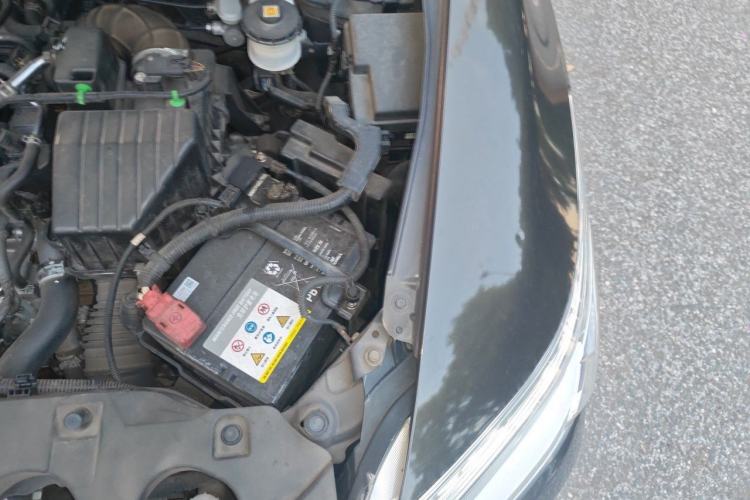 Used Honda Crider 2017 1.8L CVT Comfort Special Edition Engine Bay Left