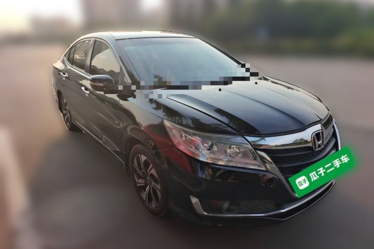 Used Honda Crider 2017 1.8L CVT Comfort Special Edition Front Right 45 Deg