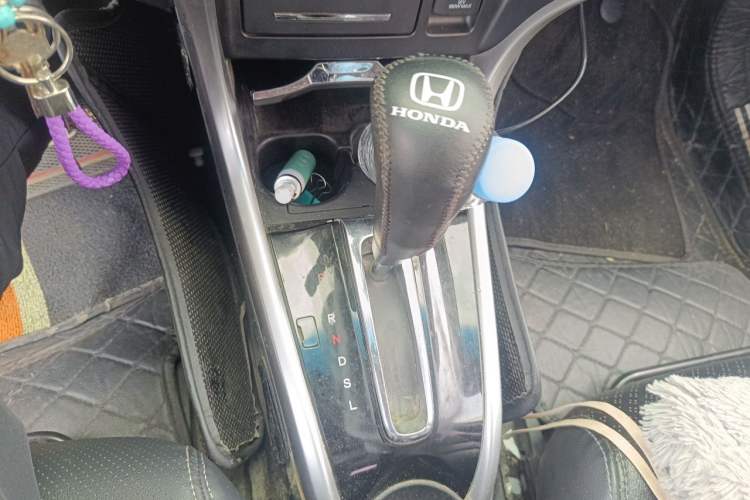 Used Honda Crider 2017 1.8L CVT Comfort Special Edition Gear Lever