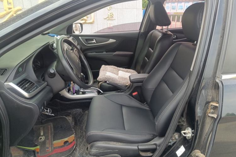 Used Honda Crider 2017 1.8L CVT Comfort Special Edition Left Front Seat