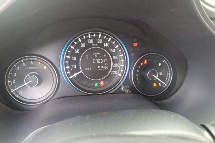 Used Honda Crider 2017 1.8L CVT Comfort Special Edition Odometer Close Up