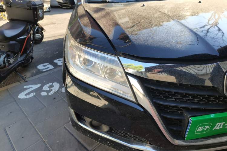 Used Honda Crider 2017 1.8L CVT Luxury Special Edition Right Front Headlight