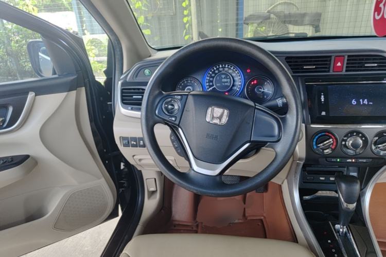 Used Honda Crider 2017 1.8L CVT Luxury Special Edition Steering Wheel