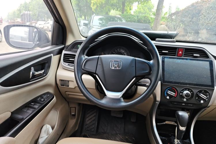 Used Honda Crider 2017 1.8L CVT Comfort Special Edition Steering Wheel