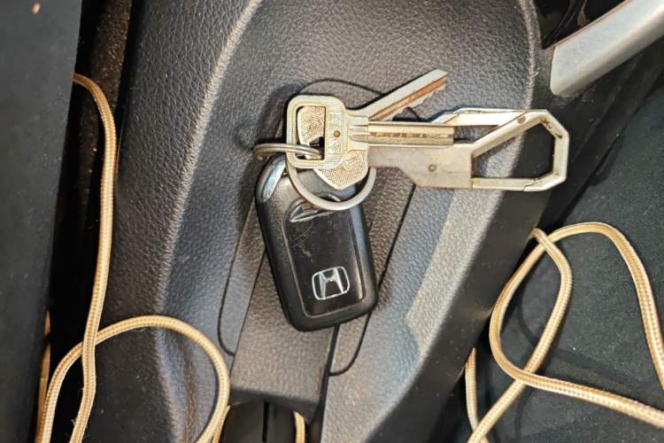 Used Honda Crider 2017 1.8L CVT Luxury Special Edition Vehicle Key