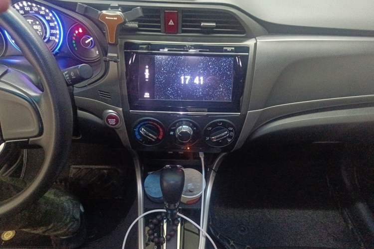 Used Honda Crider 2017 1.8L CVT Luxury Special Edition Audio And AC Panel