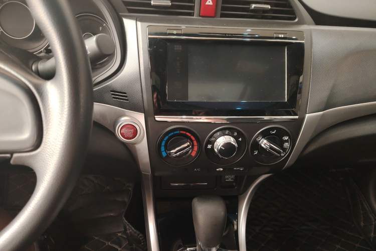 Used Honda Crider 2017 1.8L CVT Luxury Special Edition Audio And AC Panel