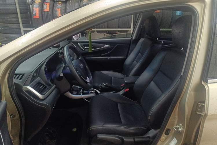 Used Honda Crider 2017 1.8L CVT Luxury Special Edition Left Front Seat