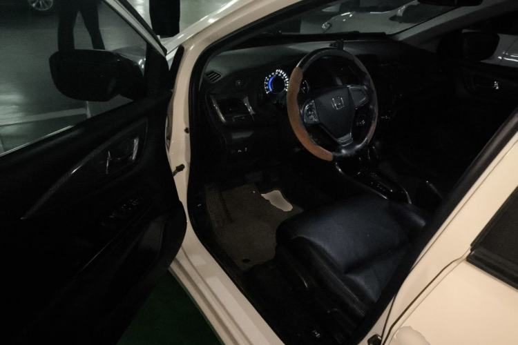 Used Honda Crider 2017 1.8L CVT Luxury Special Edition Driver Seat