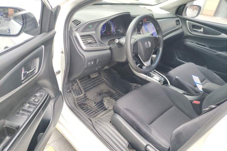 Used Honda Crider 2017 1.8L CVT Comfort Special Edition Driver Seat