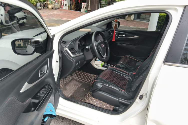 Used Honda Crider 2017 1.8L CVT Comfort Special Edition Driver Seat