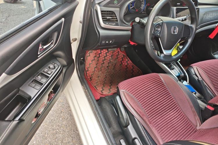 Used Honda Crider 2017 1.8L CVT Comfort Special Edition Driver Seat