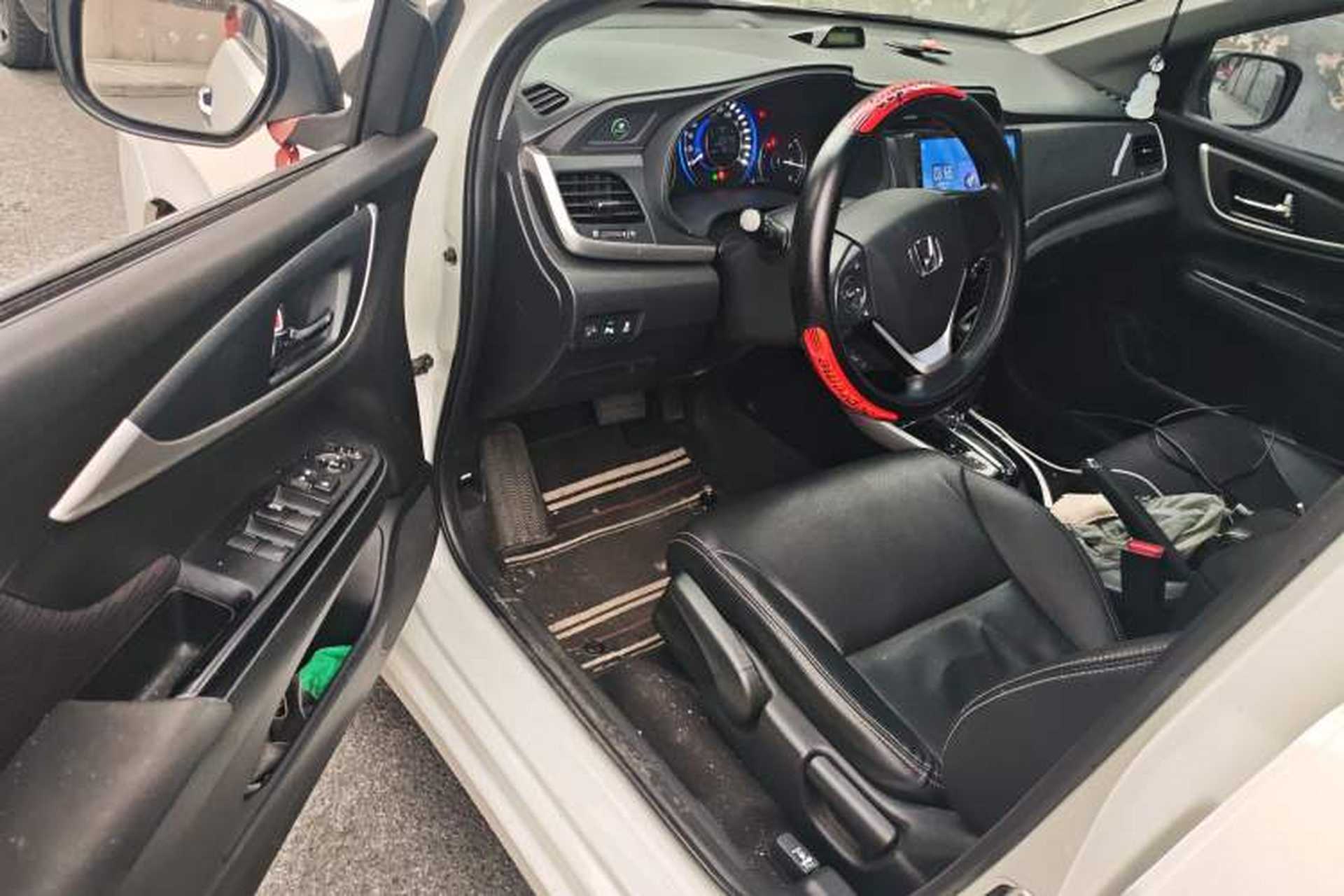 Used Honda Crider 2017 1.8L CVT Luxury Special Edition Driver Seat