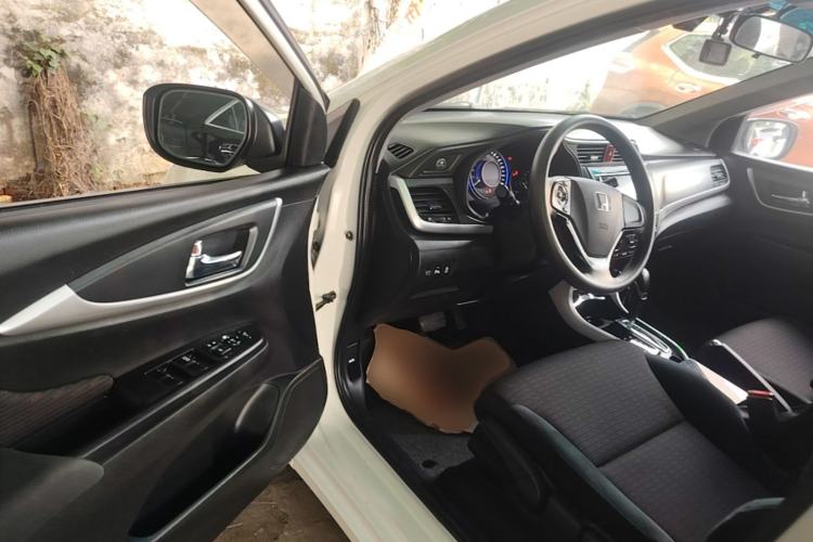 Used Honda Crider 2017 1.8L CVT Luxury Special Edition Driver Seat