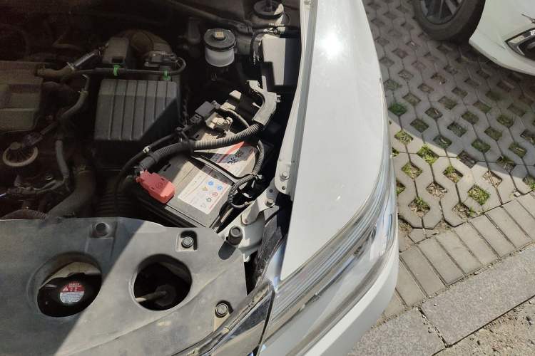Used Honda Crider 2017 1.8L CVT Luxury Special Edition Engine Bay Left