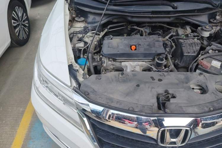 Used Honda Crider 2017 1.8L CVT Comfort Special Edition Engine Bay Right