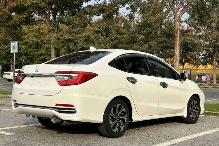 Used Honda Crider 2017 1.8L CVT Luxury Special Edition Exterior 5