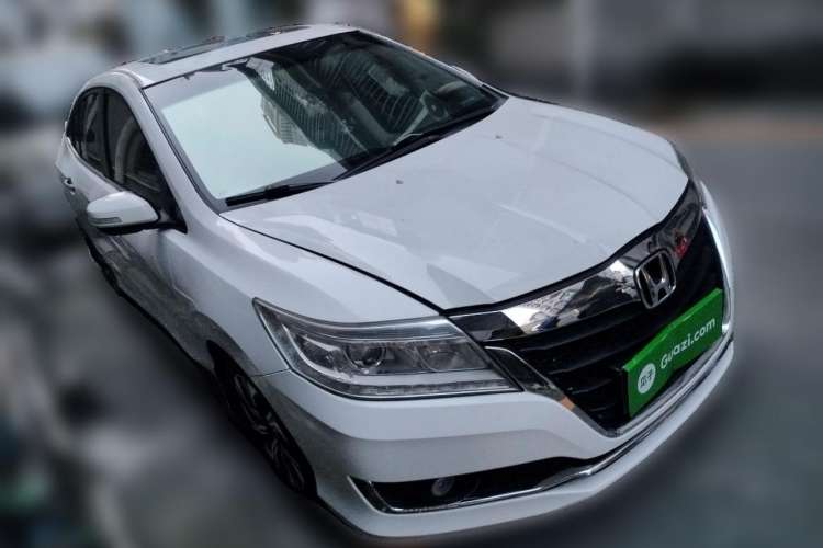 Used Honda Crider 2017 1.8L CVT Luxury Special Edition Front Right 45 Deg