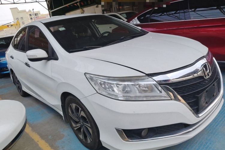 Used Honda Crider 2017 1.8L CVT Comfort Special Edition Front Right 45 Deg