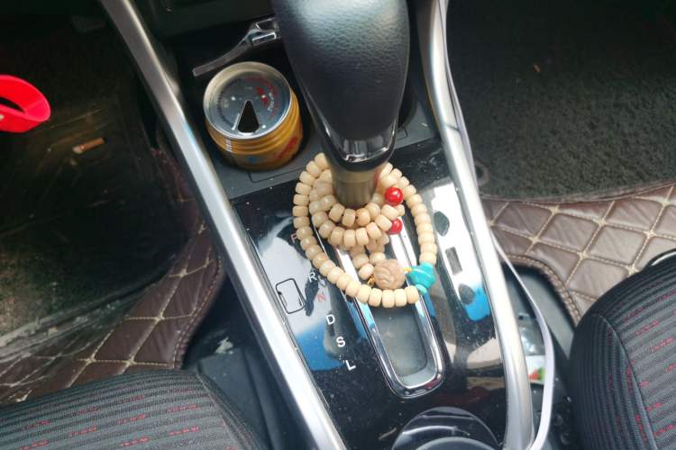 Used Honda Crider 2017 1.8L CVT Comfort Special Edition Gear Lever