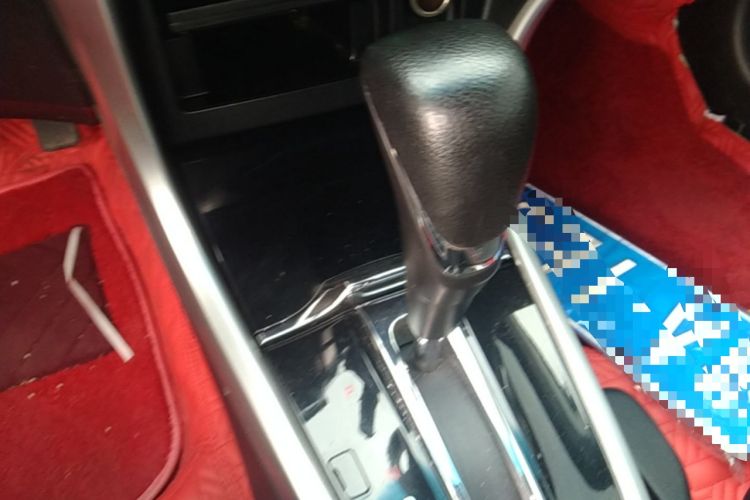 Used Honda Crider 2017 1.8L CVT Comfort Special Edition Gear Lever