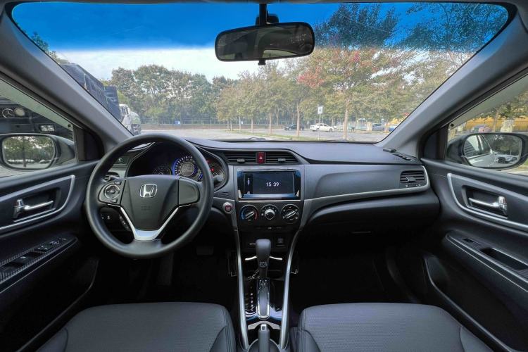 Used Honda Crider 2017 1.8L CVT Luxury Special Edition Interior 1