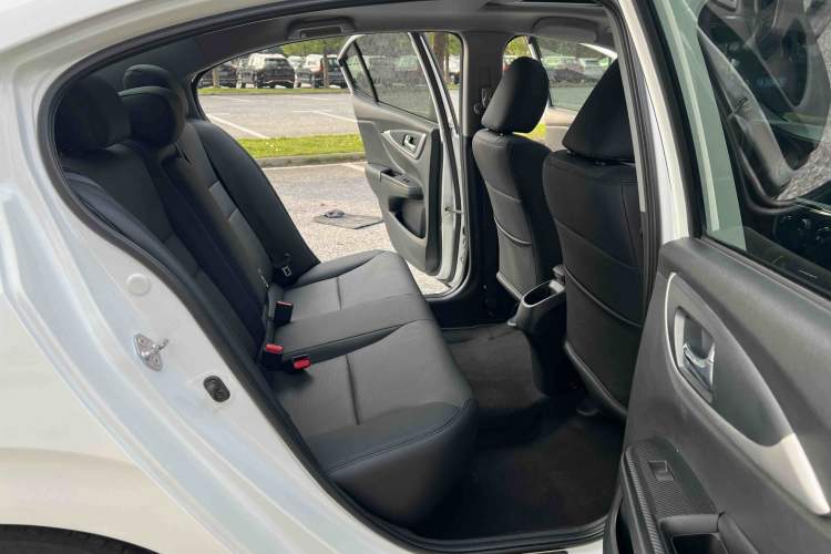 Used Honda Crider 2017 1.8L CVT Luxury Special Edition Interior 11
