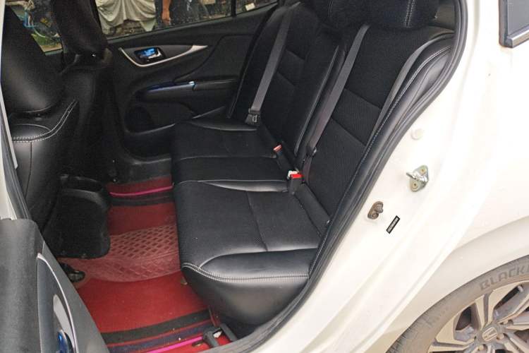 Used Honda Crider 2017 1.8L CVT Luxury Special Edition Interior 4