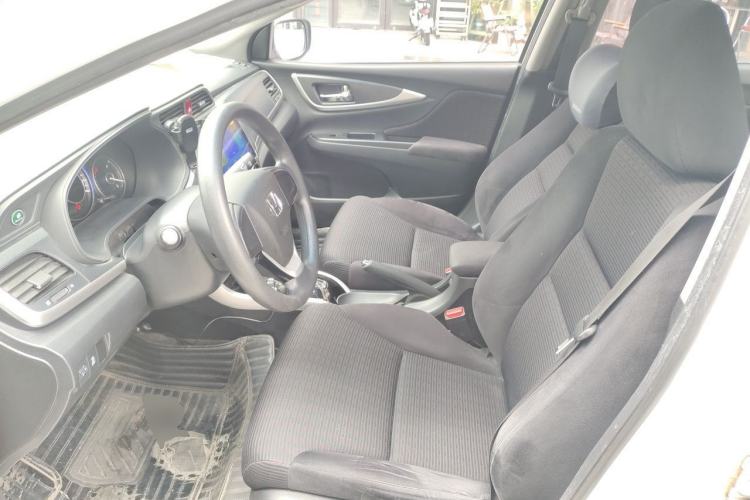 Used Honda Crider 2017 1.8L CVT Comfort Special Edition Left Front Seat