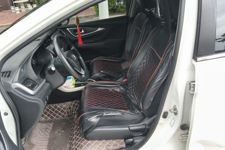 Used Honda Crider 2017 1.8L CVT Comfort Special Edition Left Front Seat