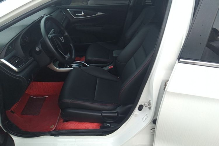 Used Honda Crider 2017 1.8L CVT Comfort Special Edition Left Front Seat