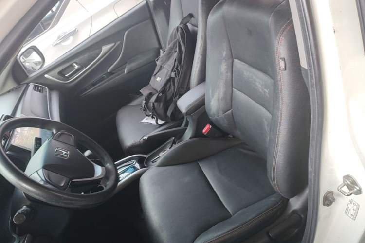 Used Honda Crider 2017 1.8L CVT Comfort Special Edition Left Front Seat