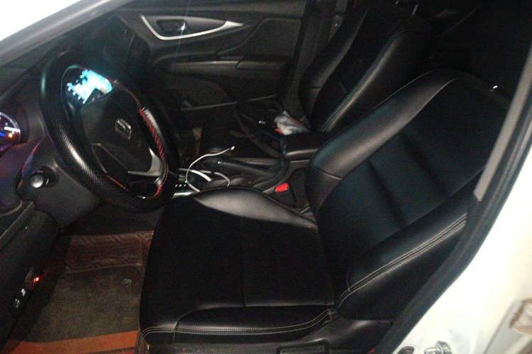 Used Honda Crider 2017 1.8L CVT Comfort Special Edition Left Front Seat