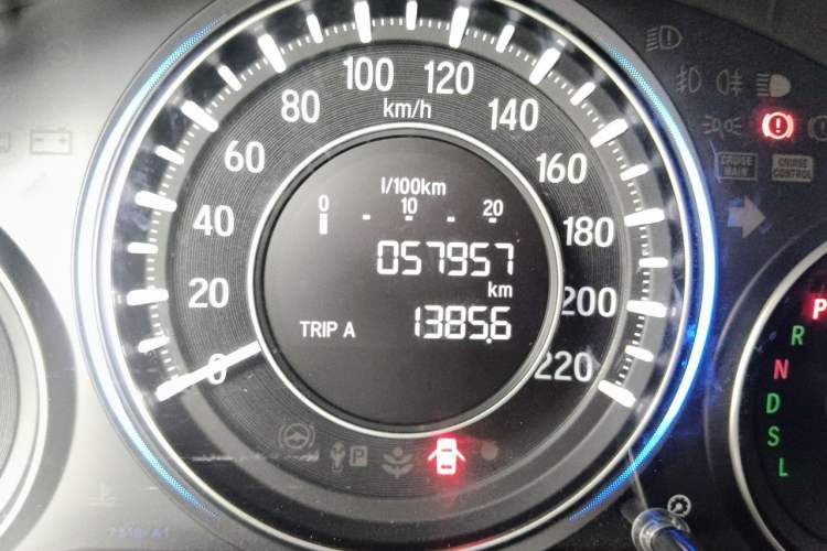 Used Honda Crider 2017 1.8L CVT Comfort Special Edition Odometer Close Up