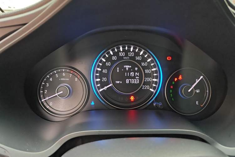 Used Honda Crider 2017 1.8L CVT Luxury Special Edition Odometer Close Up