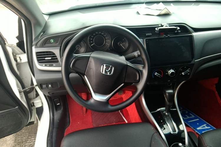 Used Honda Crider 2017 1.8L CVT Comfort Special Edition Steering Wheel