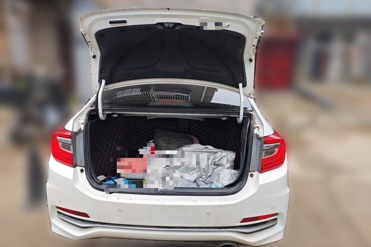 Used Honda Crider 2017 1.8L CVT Luxury Special Edition Trunk