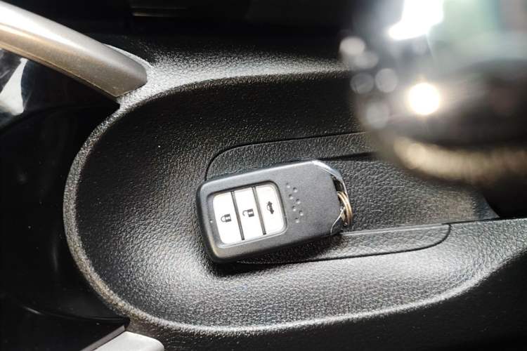 Used Honda Crider 2017 1.8L CVT Luxury Special Edition Vehicle Key