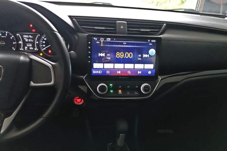 Used Honda Crider 2019 180 Turbo CVT Luxury Edition China VI Emission Standard Audio And AC Panel