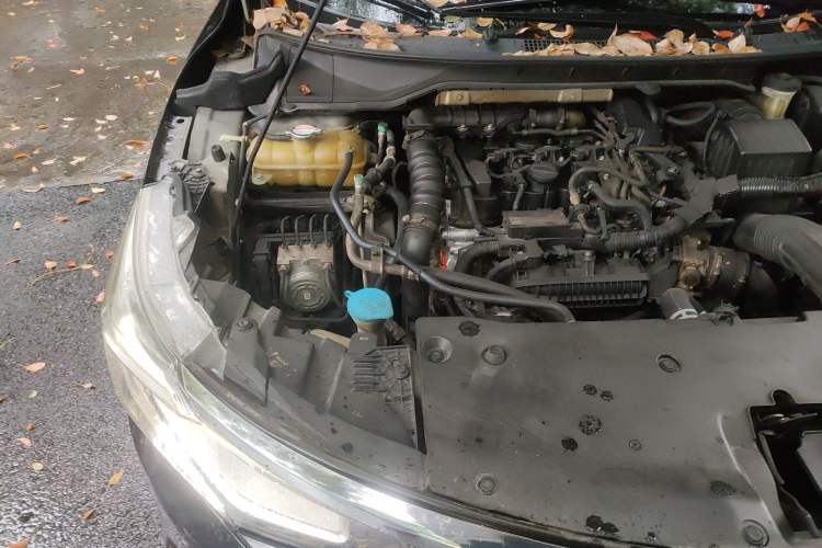 Used Honda Crider 2019 180 Turbo CVT Leading Edition China V Engine Bay Right