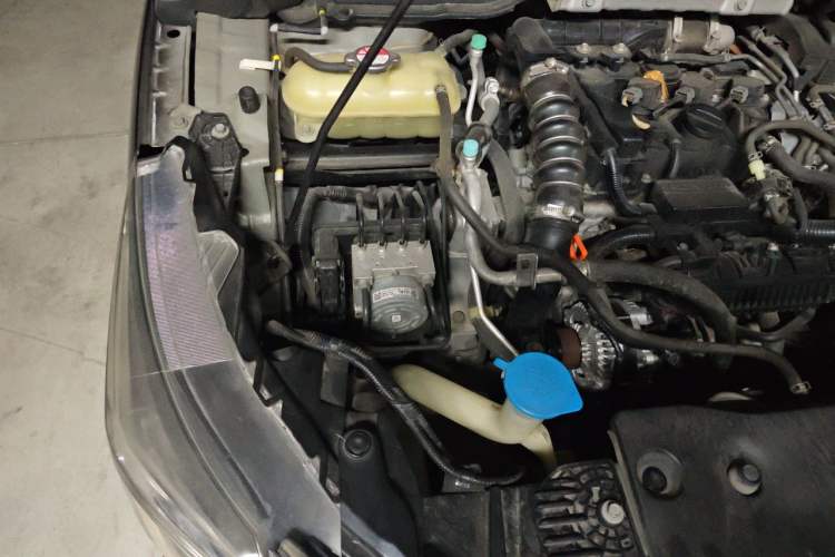 Used Honda Crider 2019 180 Turbo CVT Comfort Edition China V Engine Bay Right