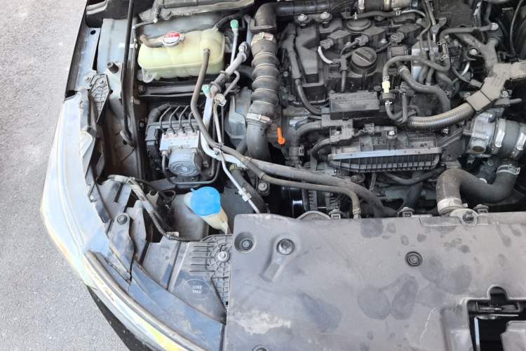 Used Honda Crider 2019 180 Turbo CVT Comfort Edition China V Engine Bay Right