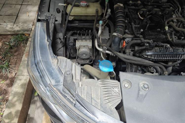 Used Honda Crider 2019 180 Turbo CVT Luxury Edition China VI Emission Standard Engine Bay Right