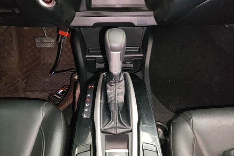 Used Honda Crider 2019 180 Turbo CVT Luxury Edition China VI Emission Standard Gear Lever