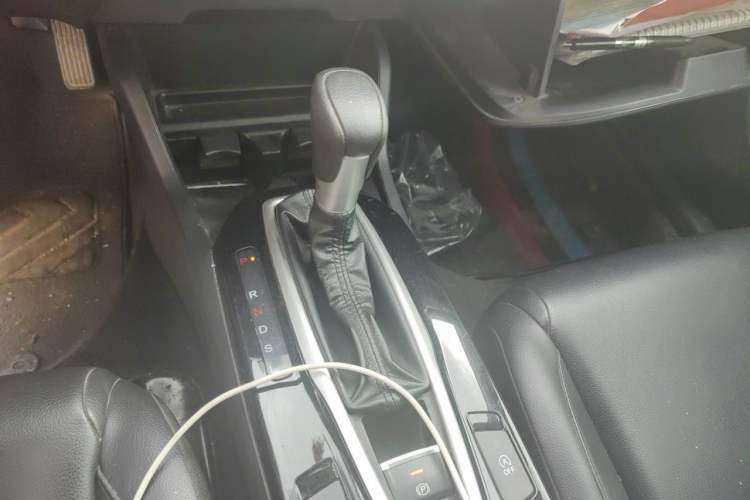 Used Honda Crider 2019 180 Turbo CVT Luxury Edition China VI Emission Standard Gear Lever
